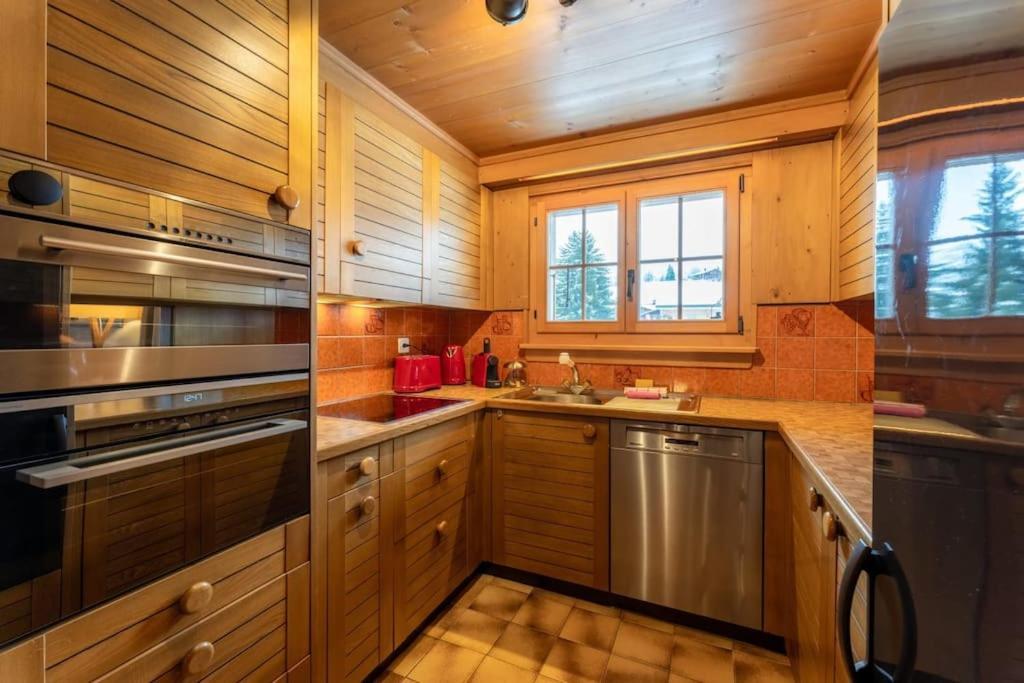 Charming Alpine Apartment Gstaad Luaran gambar
